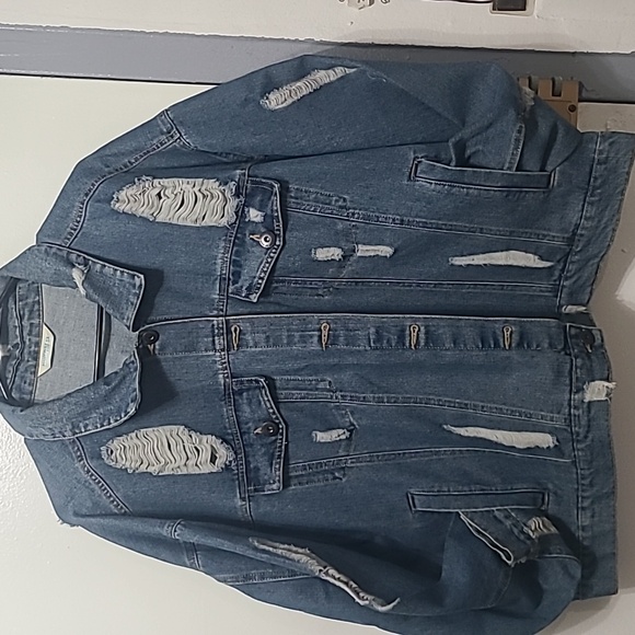 Jean jacket - Picture 3 of 4